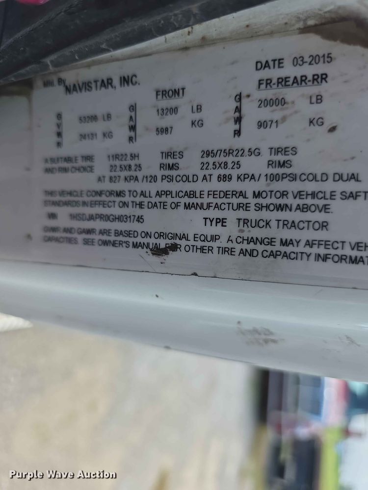 image for item FH6167 2016 International LF687 semi truck
