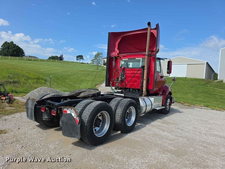 image for item FH6168 2016 International ProStar 122 semi truck
