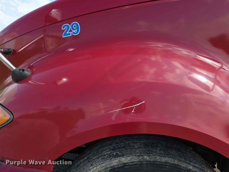 image for item FH6168 2016 International ProStar 122 semi truck