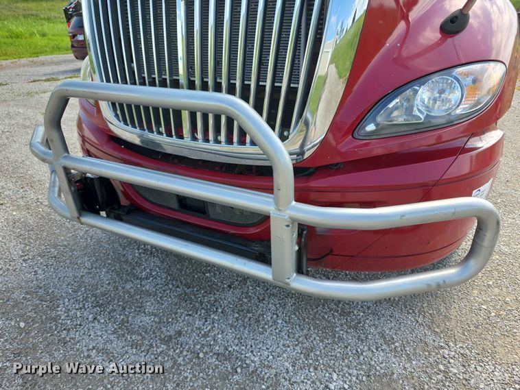 image for item FH6168 2016 International ProStar 122 semi truck