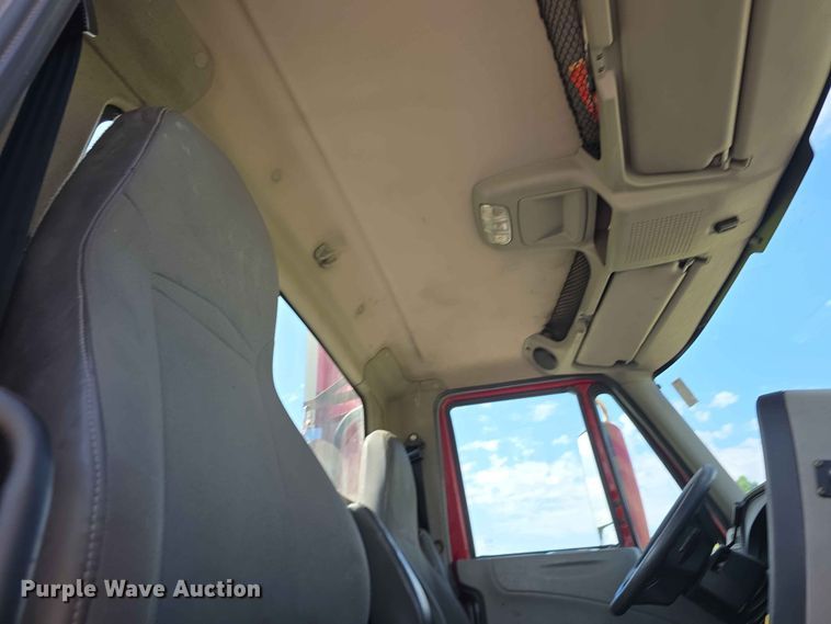 image for item FH6168 2016 International ProStar 122 semi truck