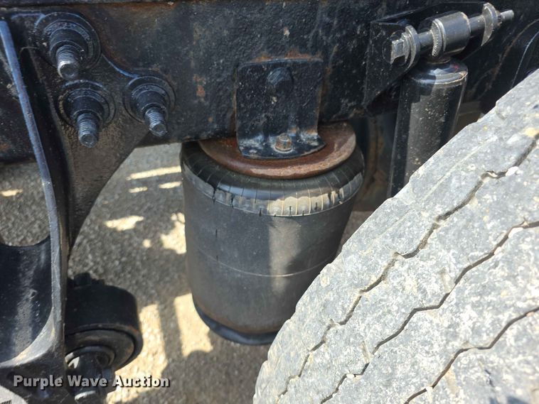 image for item FH6168 2016 International ProStar 122 semi truck