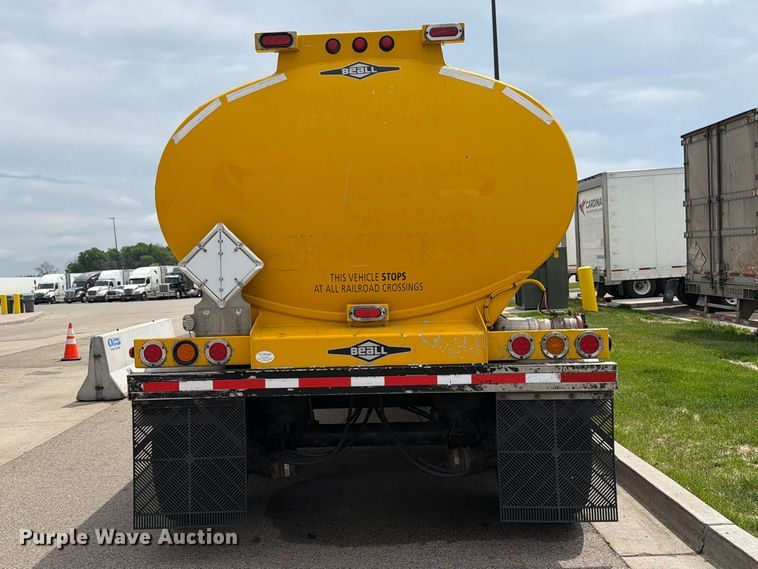 image for item FK0213 2013 Beall trailers BAST-97-3-DC fuel trailer