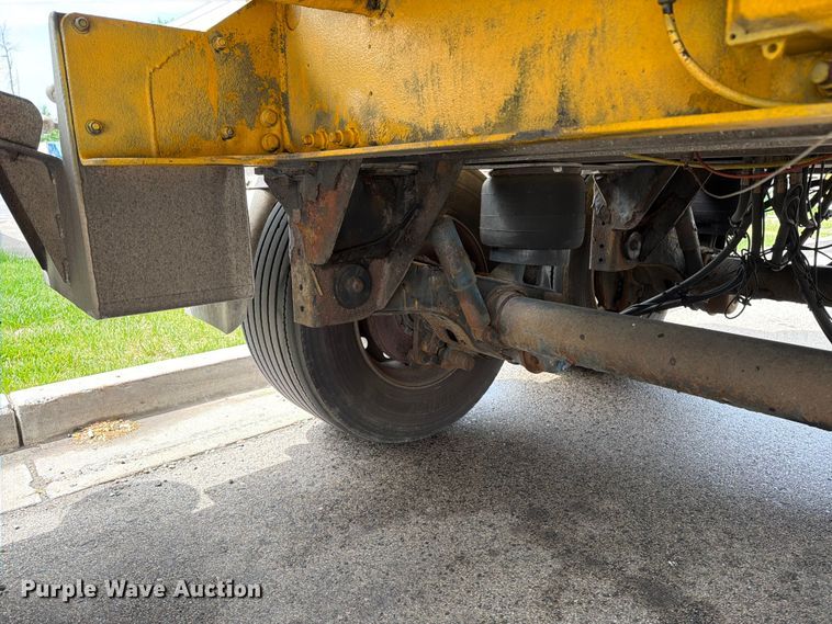 image for item FK0213 2013 Beall trailers BAST-97-3-DC fuel trailer