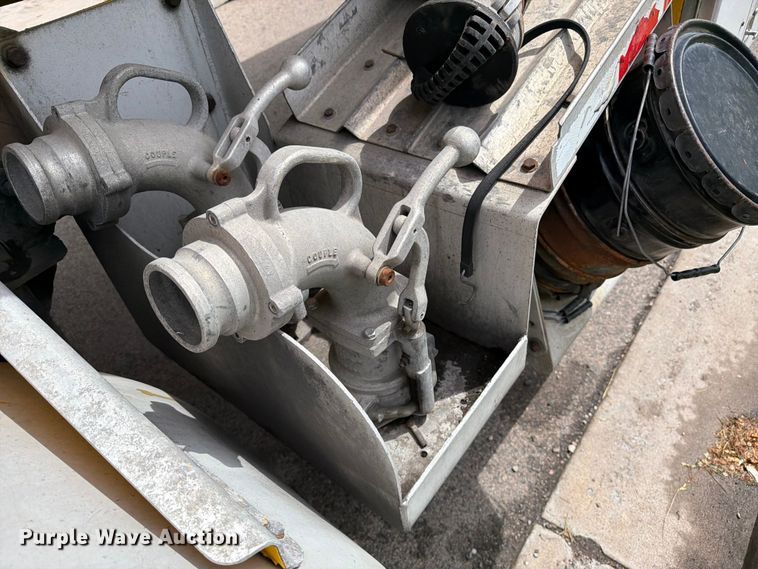 image for item FK0213 2013 Beall trailers BAST-97-3-DC fuel trailer