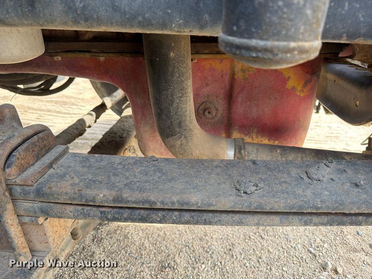 image for item FK0216 2007 International 9200i semi truck