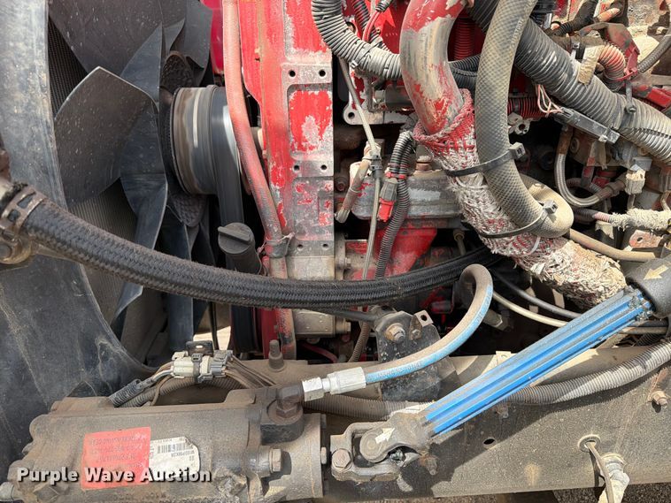image for item FK0216 2007 International 9200i semi truck