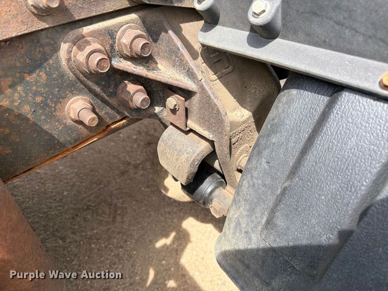 image for item FK0218 1999 International 9309 semi truck