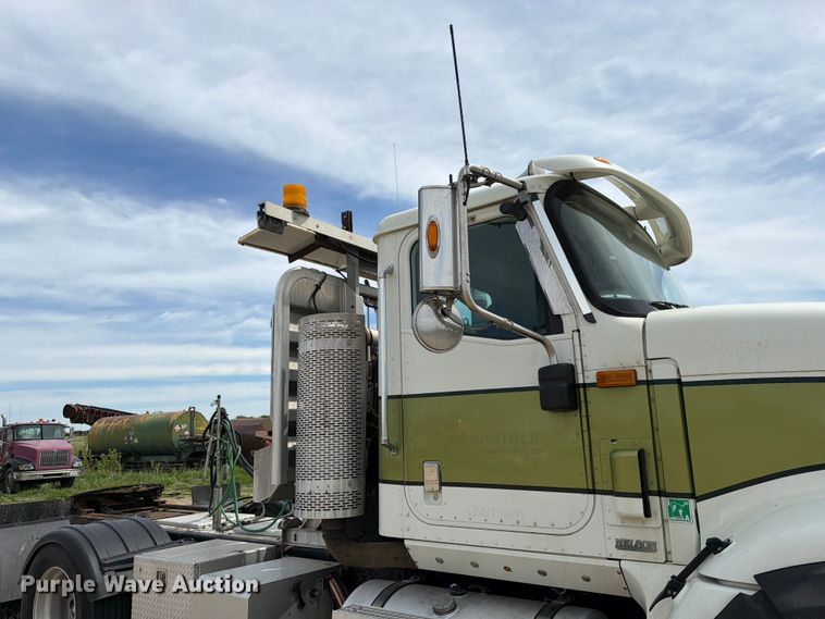 image for item FK0219 2015 International 5900i semi truck
