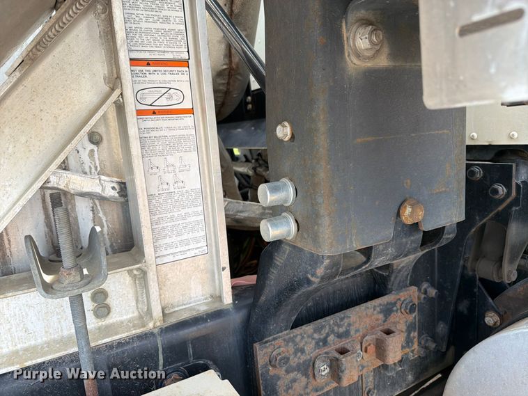 image for item FK0219 2015 International 5900i semi truck