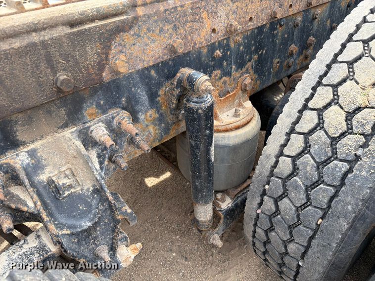 image for item FK0219 2015 International 5900i semi truck