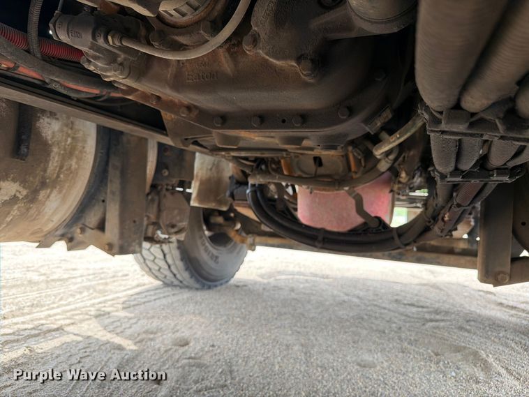 image for item FK0219 2015 International 5900i semi truck