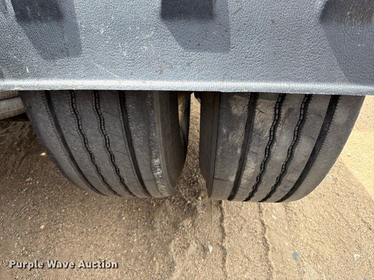 image for item FK0219 2015 International 5900i semi truck