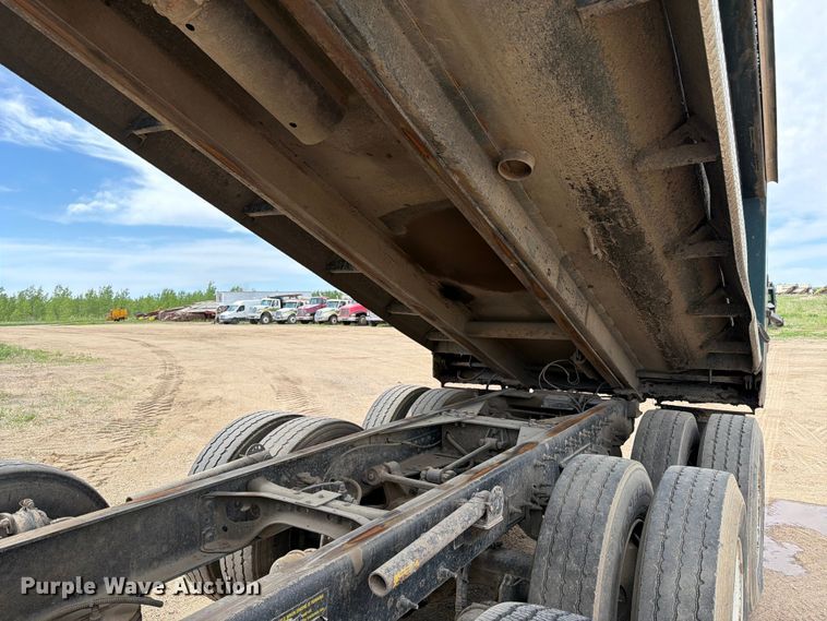 image for item FK0222 2014 International WorkStar 7500 dump truck