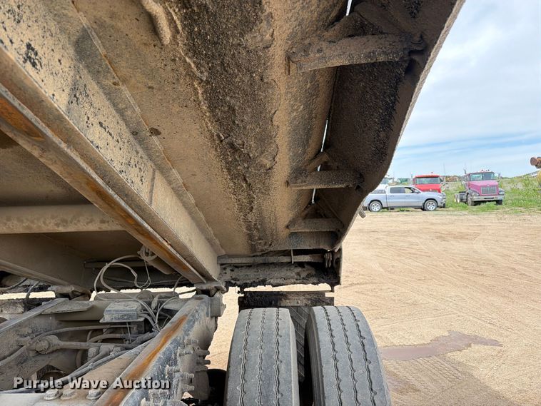 image for item FK0222 2014 International WorkStar 7500 dump truck