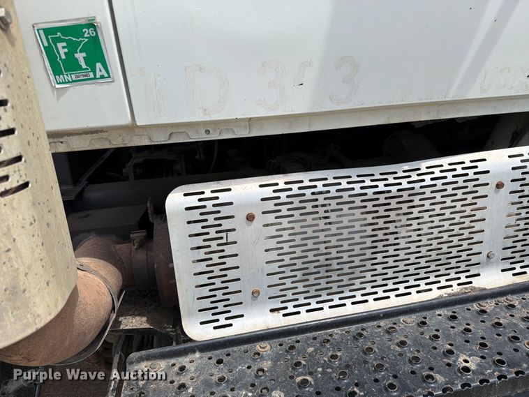 image for item FK0222 2014 International WorkStar 7500 dump truck