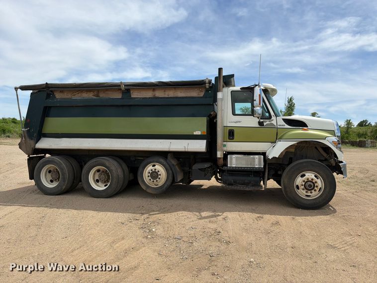 image for item FK0222 2014 International WorkStar 7500 dump truck