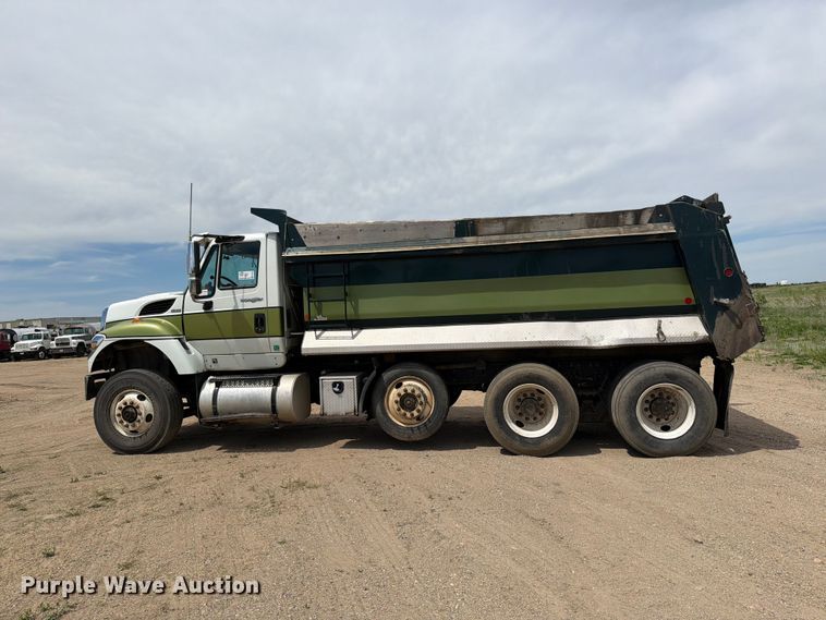 image for item FK0222 2014 International WorkStar 7500 dump truck
