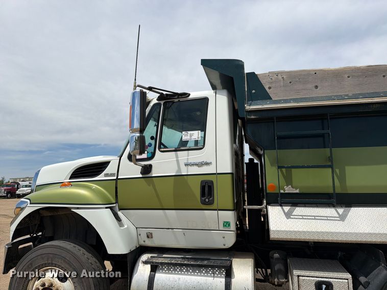 image for item FK0222 2014 International WorkStar 7500 dump truck