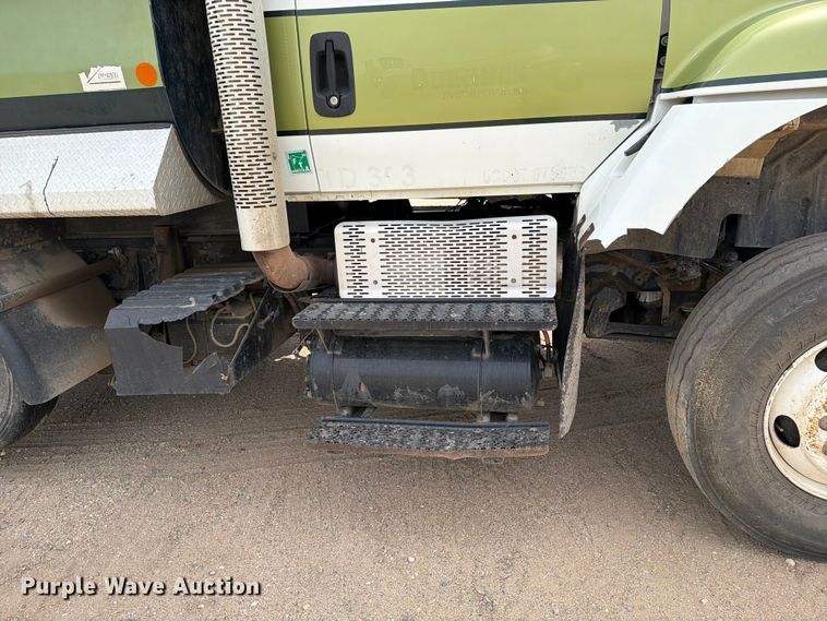 image for item FK0222 2014 International WorkStar 7500 dump truck