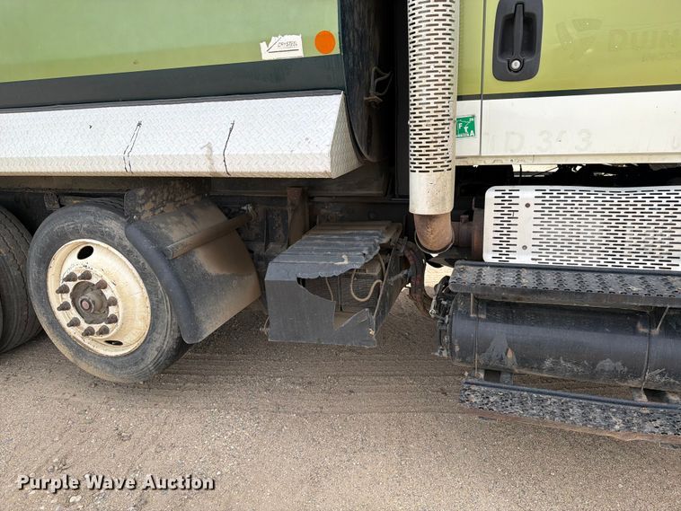 image for item FK0222 2014 International WorkStar 7500 dump truck