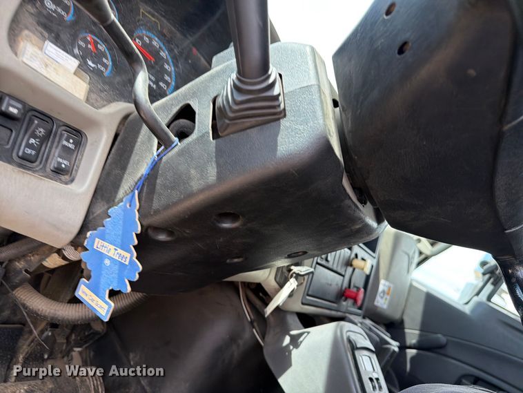 image for item FK0222 2014 International WorkStar 7500 dump truck