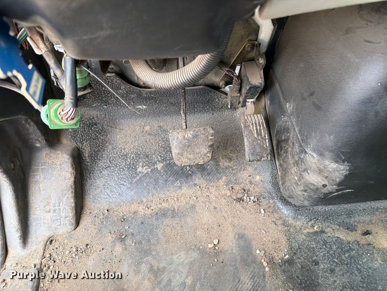 image for item FK0222 2014 International WorkStar 7500 dump truck