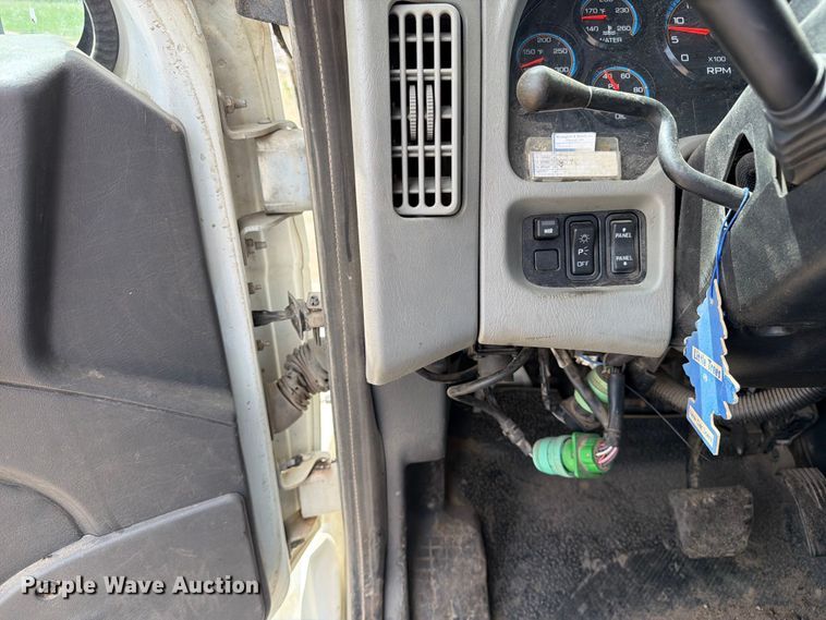 image for item FK0222 2014 International WorkStar 7500 dump truck
