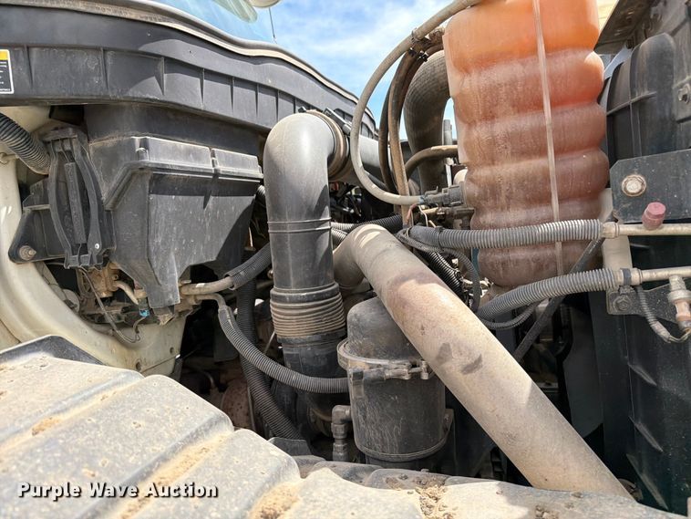 image for item FK0222 2014 International WorkStar 7500 dump truck
