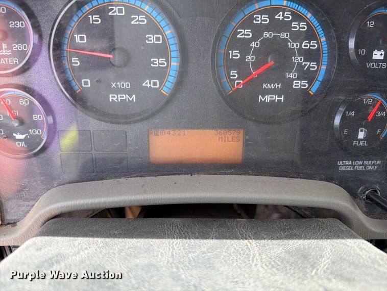 image for item FK0222 2014 International WorkStar 7500 dump truck