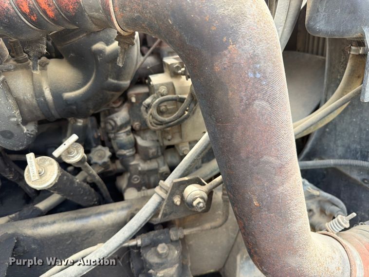 image for item FK0231 2006 International 9200i semi truck