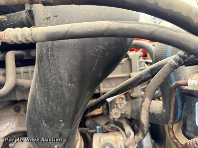 image for item FK0247 2012 Freightliner Cascadia semi truck