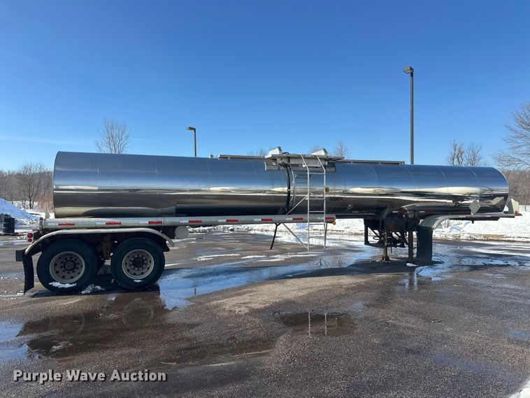 image for item FK1818 1990 Polar tank trailer