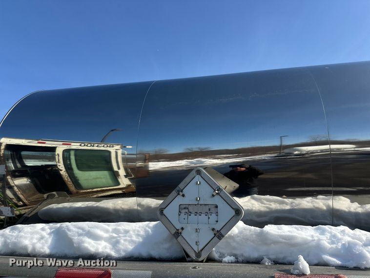 image for item FK1818 1990 Polar tank trailer