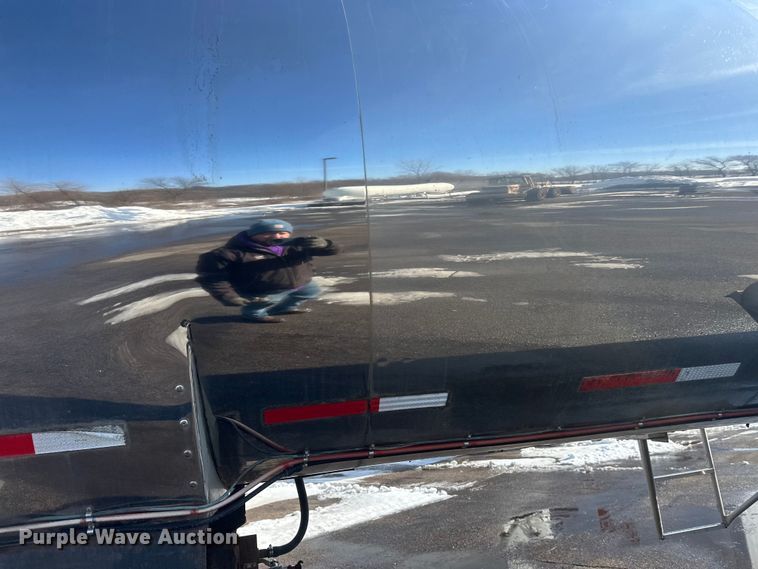 image for item FK1818 1990 Polar tank trailer