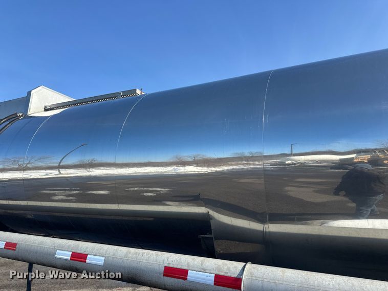 image for item FK1818 1990 Polar tank trailer