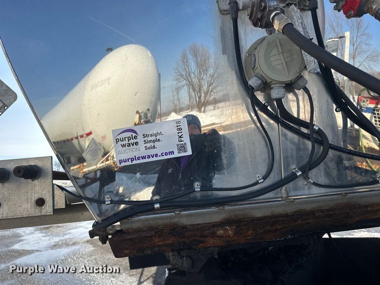 image for item FK1818 1990 Polar tank trailer