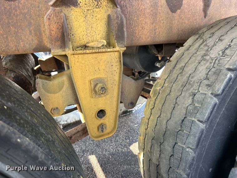 image for item FK1818 1990 Polar tank trailer