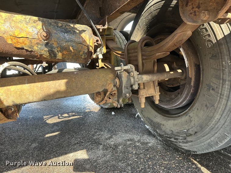 image for item FK1818 1990 Polar tank trailer