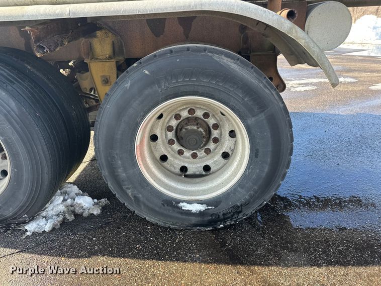 image for item FK1818 1990 Polar tank trailer