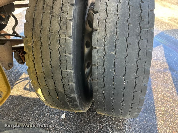 image for item FK1818 1990 Polar tank trailer