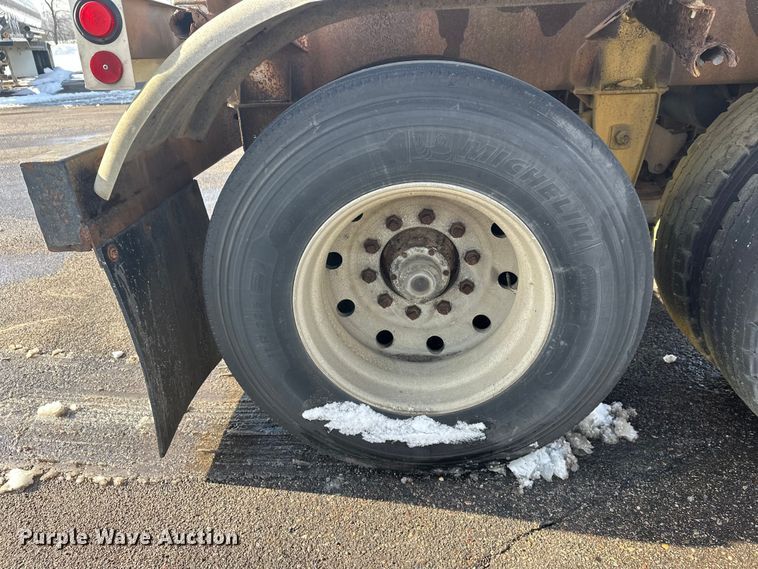 image for item FK1818 1990 Polar tank trailer