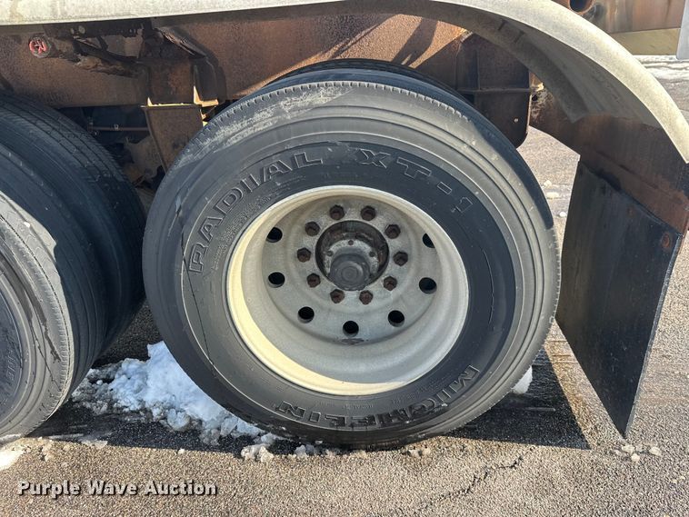 image for item FK1818 1990 Polar tank trailer