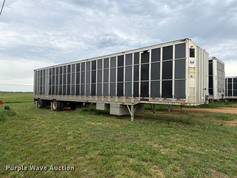 image for item FK4017 2007 Barrett Trailers, Inc. livestock trailer