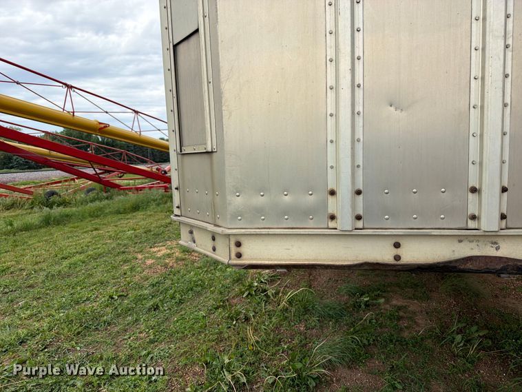 image for item FK4017 2007 Barrett Trailers, Inc. livestock trailer