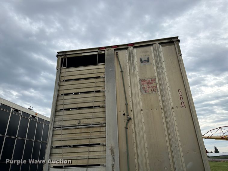 image for item FK4017 2007 Barrett Trailers, Inc. livestock trailer