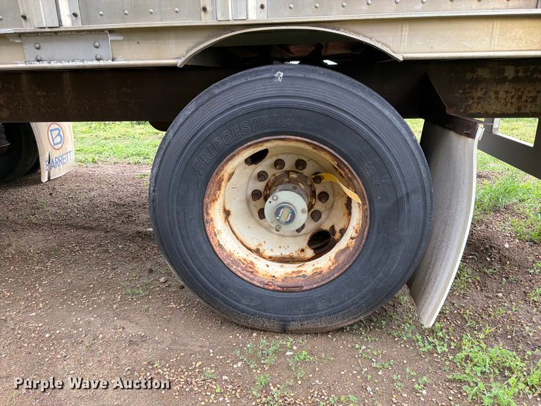 image for item FK4017 2007 Barrett Trailers, Inc. livestock trailer
