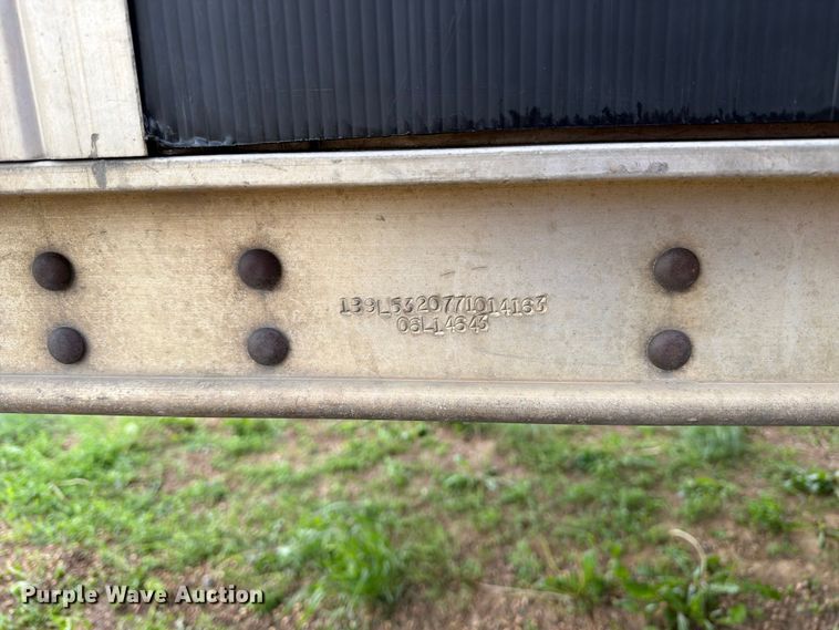 image for item FK4017 2007 Barrett Trailers, Inc. livestock trailer