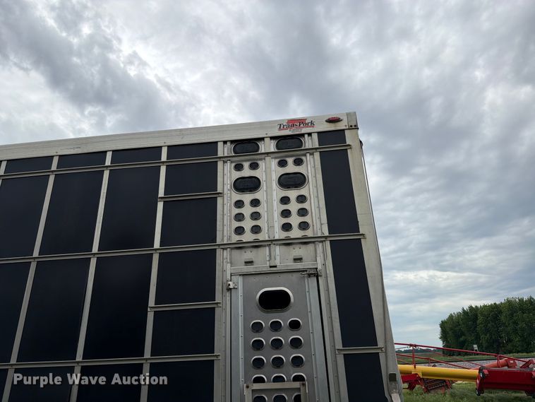 image for item FK4020 2006 Eby livestock trailer