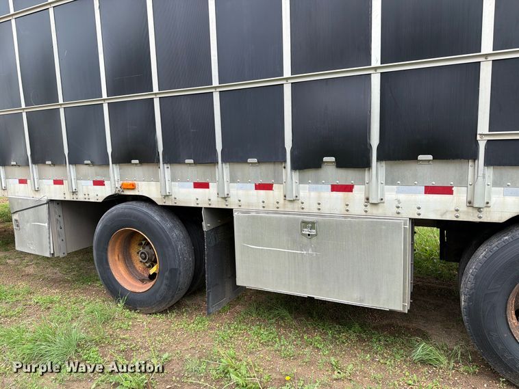 image for item FK4020 2006 Eby livestock trailer